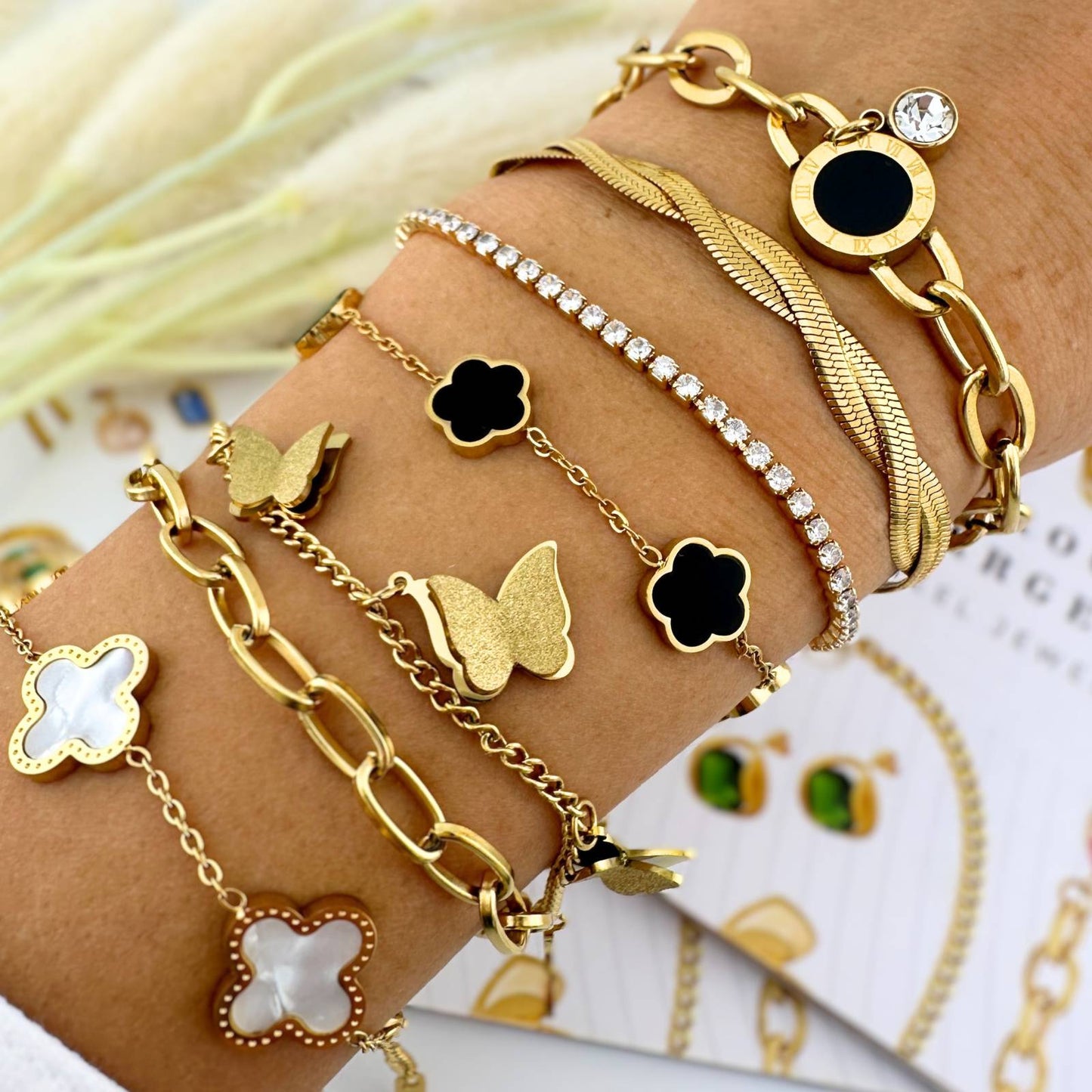 Eternal Glow Bracelet - April - It Girl Vibe
