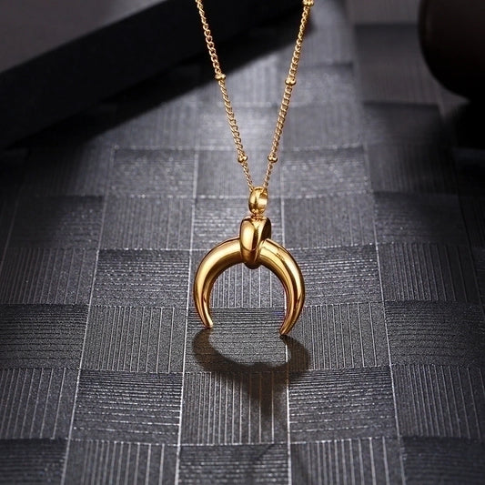 Crescent Glow – Moon Pendant Necklace (Gold & Silver)